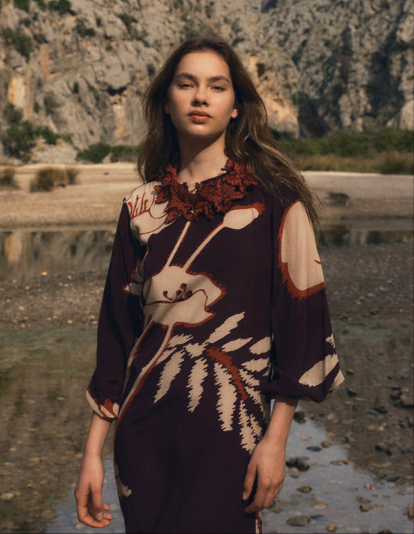 Gladiolos Beaded Necklace / Wine