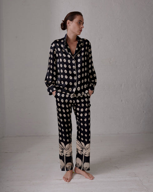 Noches de Luna Satin Silk Blouse / Black Mini Palms Cream